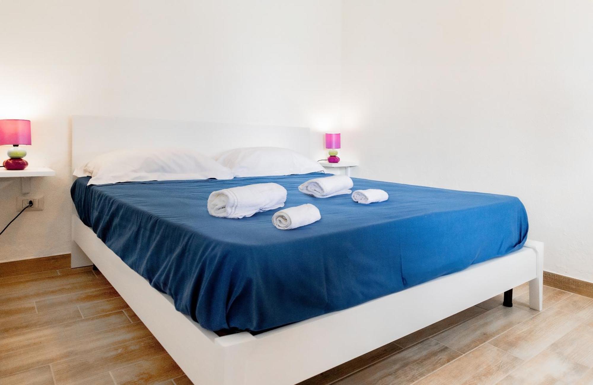 Riva Smeralda Camping Lodge Milazzo Kültér fotó