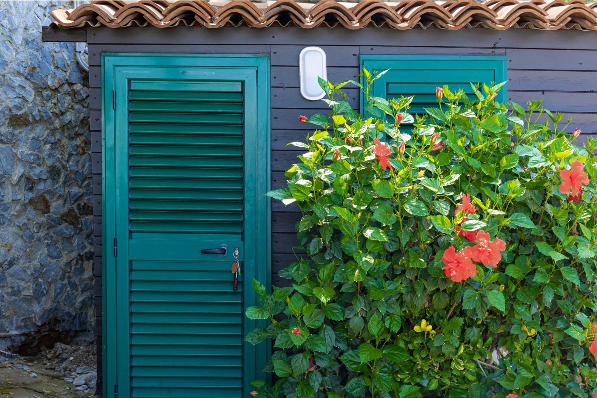 Riva Smeralda Camping Lodge Milazzo Kültér fotó
