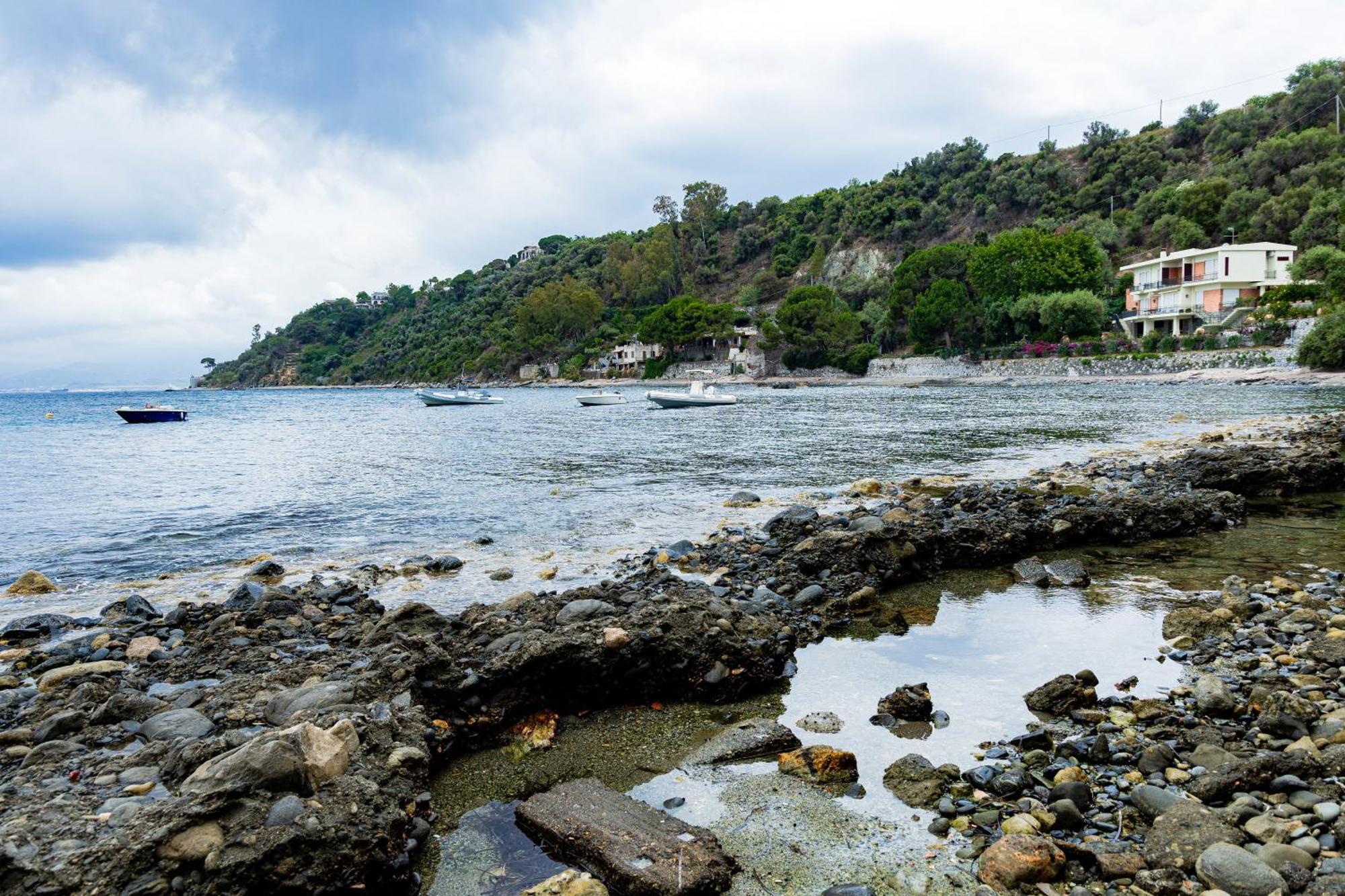Riva Smeralda Camping Lodge Milazzo Kültér fotó